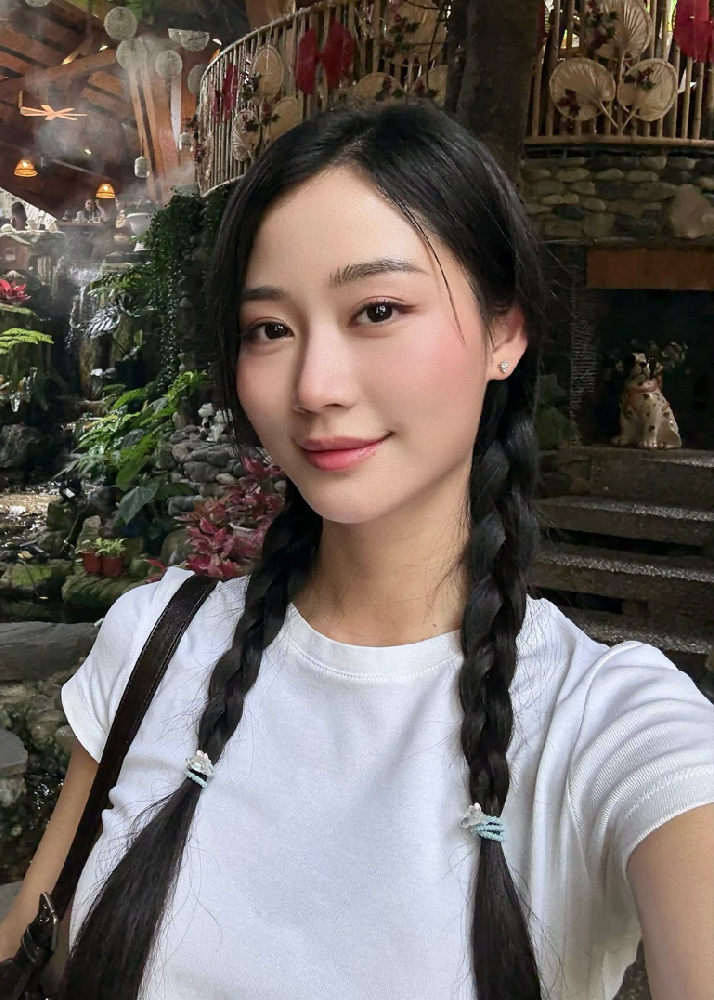 A929 照片661张 视频68个 香港 气质美女 生活日常 旅游