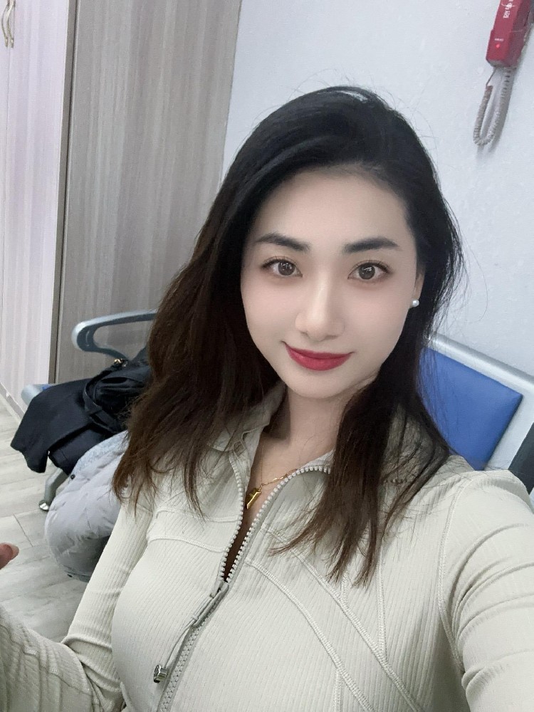 A945 照片1148张 视频85个 中国女 年轻少妇 美女 生活日常 旅游 真实