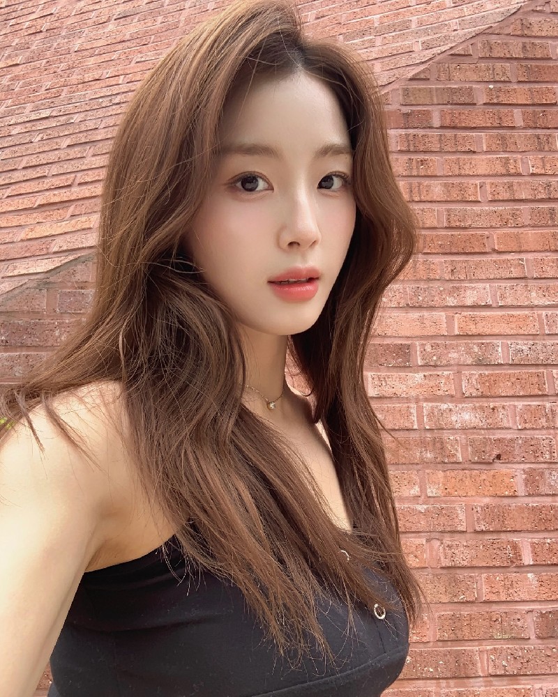 A961 照片5457张 视频52个 韩国 气质美女 时尚会打扮 生活日常 旅游 下午茶美食 精致生活