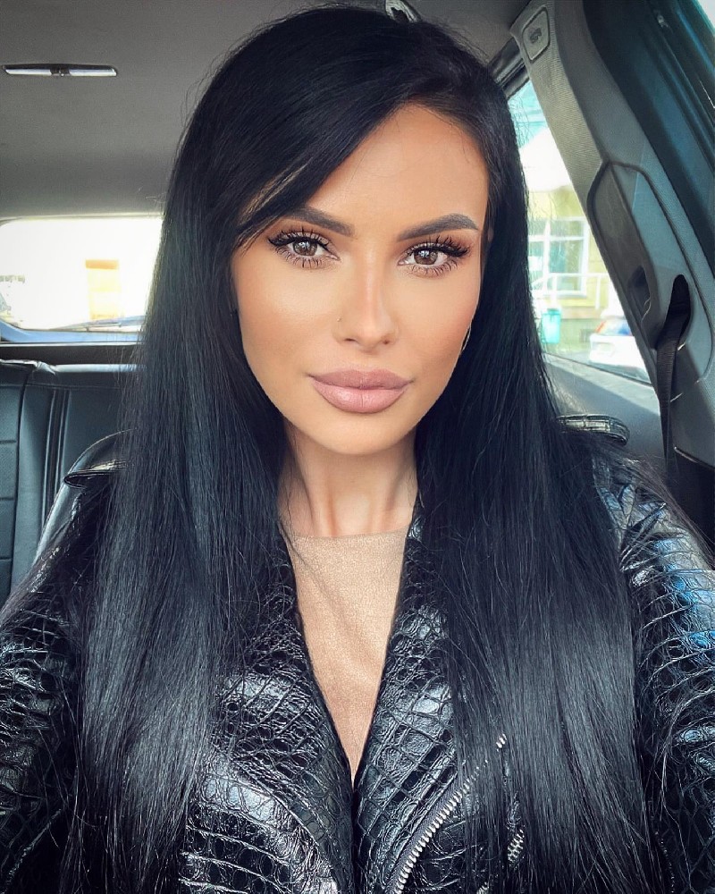 N248 照片388张 视频11个 俄罗斯 性感成熟女 生活日常 运动锻炼 豪车 朋友聚会 旅游 自拍 宝妈