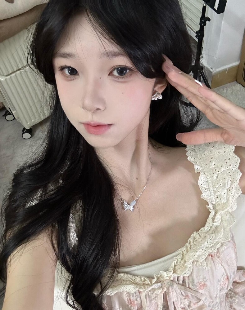 A974 照片1569张 视频9个 中国女 少女 学生 可爱