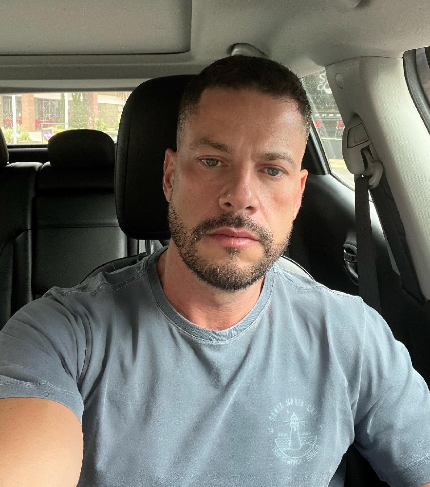 F110 照片736张 视频145个 巴西  欧美 牙科 医生 生活 旅游 健身