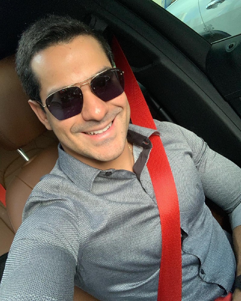 F181 照片535张 视频56个 巴西、美国 职业:（家电企业老板）曝光量较低，中型企业老板，部分美国🇺🇸旅行素材；较多与亲友互动合拍，居家睡前照多