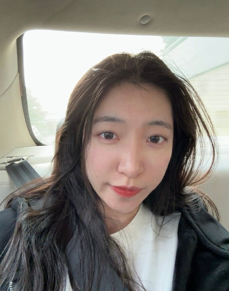 A114 照片793张 视频276个 中国女 哈工大高材生 大学生 生活日常 校园生活 旅游 真实 视频包含实况live