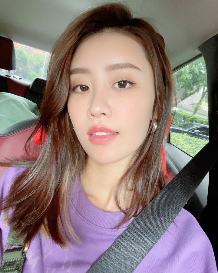 A199 照片1537张 视频69个 台湾 美女 日常 生活 自拍多