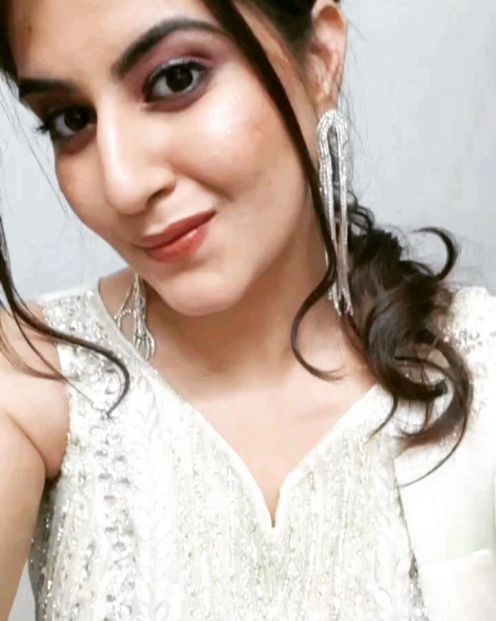 A205 照片341张 视频21个 印度 时尚美女 日常 生活  游泳