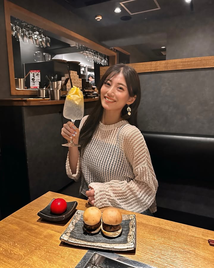 A212 照片1466张 视频24个 日本 年轻美女 生活日常 打高尔夫球 朋友聚会 旅游 单人照多