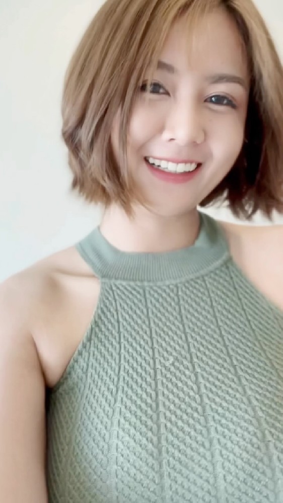 A232 照片1530张 视频200个 泰国 甜美气质短发美女 少妇 生活日常 旅游 性感擦边