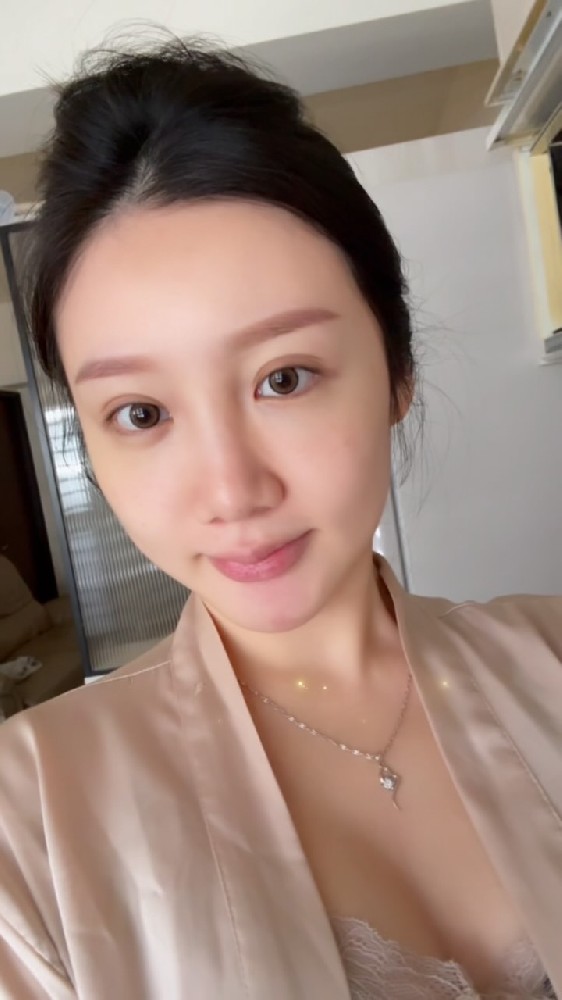 A260 照片2154张 视频151个 台湾  年轻美女 宝妈 孕期照 日常 生活 旅游  聚会