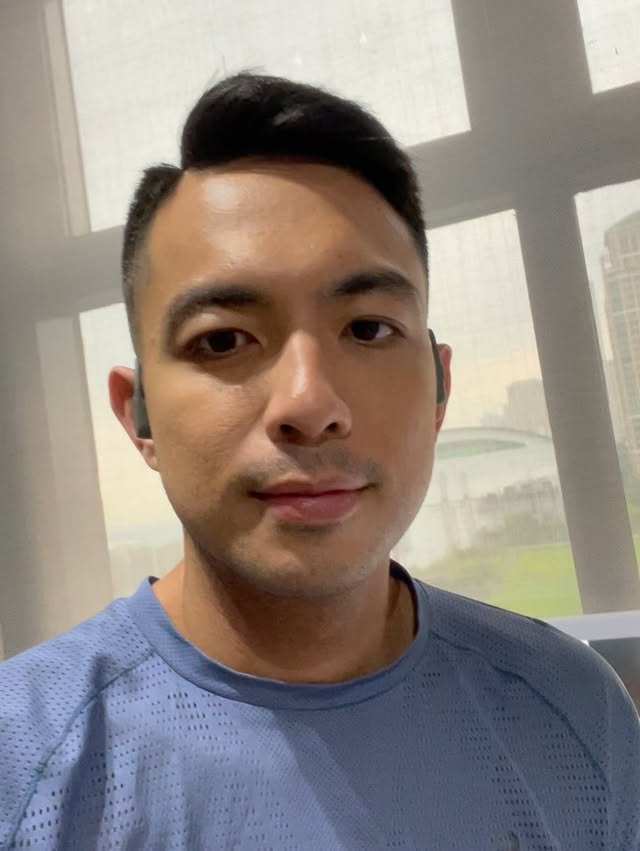 D949 照片3677张 视频96个 菲律宾 奶爸 气质帅哥 支持人 生活日常 旅游 带娃 有正装