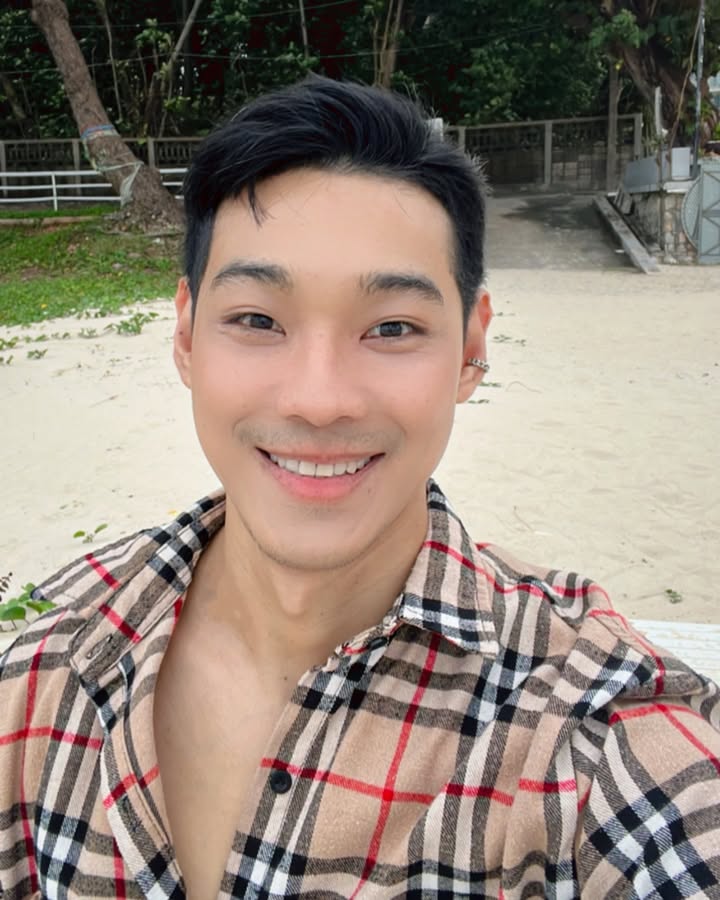 D952 照片910张 视频34个 泰国 年轻帅哥 生活日常 旅游 自拍多