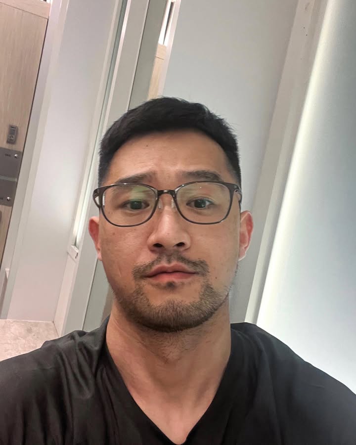 D012 照片597张 视频2个 中国男 宝爸  自拍多 生活场景丰富 生活日常 旅游 风景