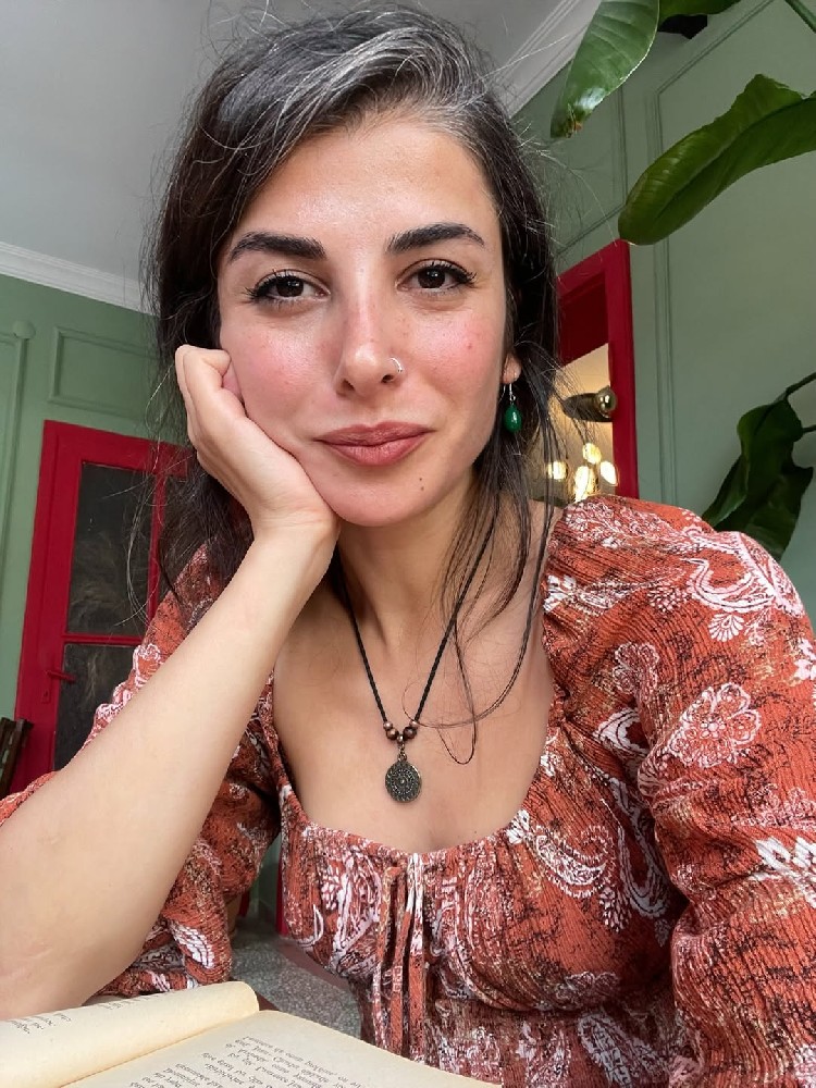 N329 照片274张 视频62个 美国 少妇 宝妈 少量带娃照 有自拍照  旅游 生活日常 照片