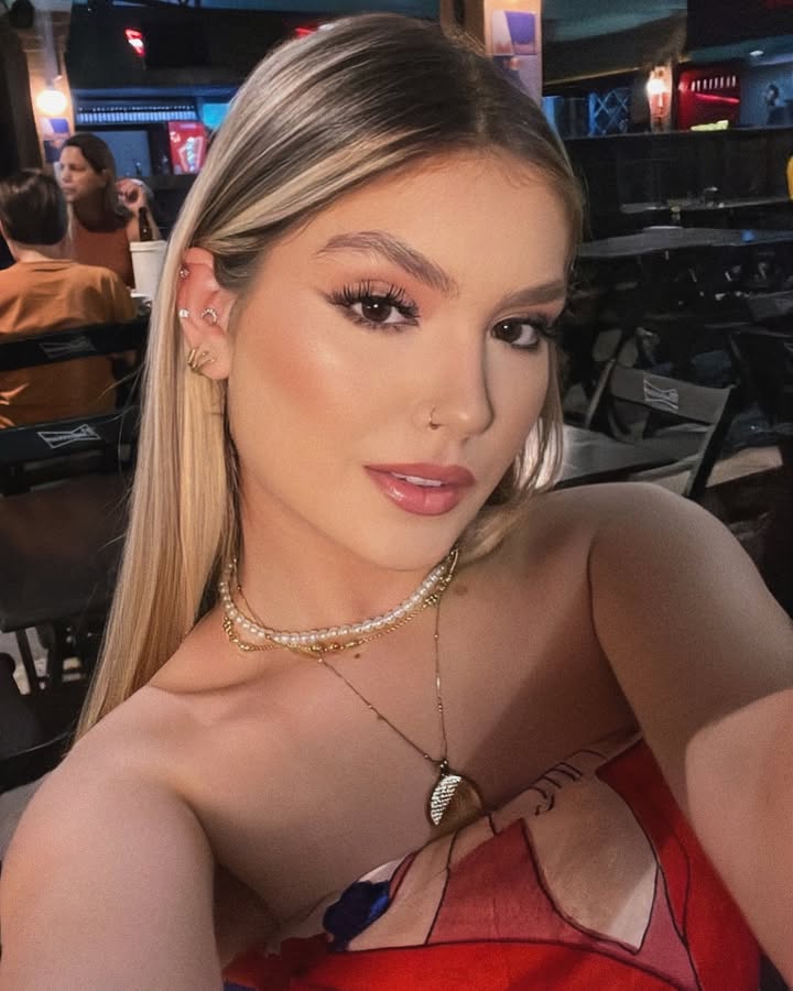 N368 照片741张 视频21个 美国 自拍多 生活场景丰富  旅游 风景 生活日常