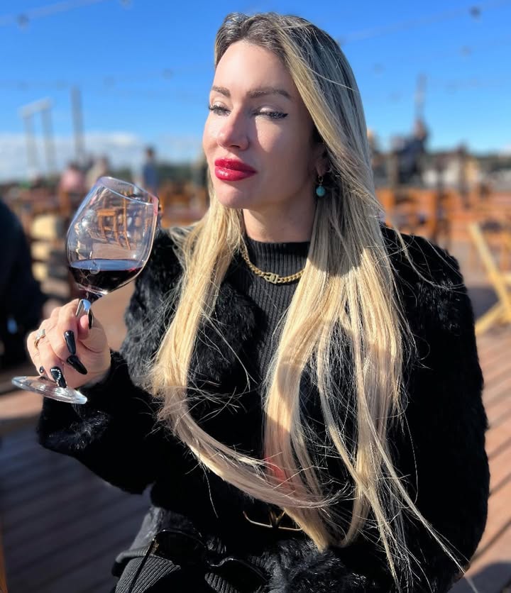 N421 照片1670张 视频111个 巴西 警察  日常 生活 自拍多 办公照 团队照