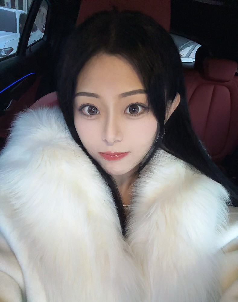 A290 照片280张 视频250个 中国女 年轻美女 生活日常 旅游 自拍多 真实 视频包含实况Live