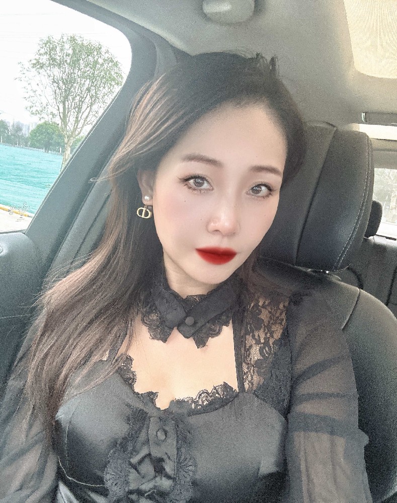 A294 照片1044张 视频69个 中国女 成熟妇女 宝妈 生活日常 旅游 带娃 丝袜 真实 视频包含实况Live