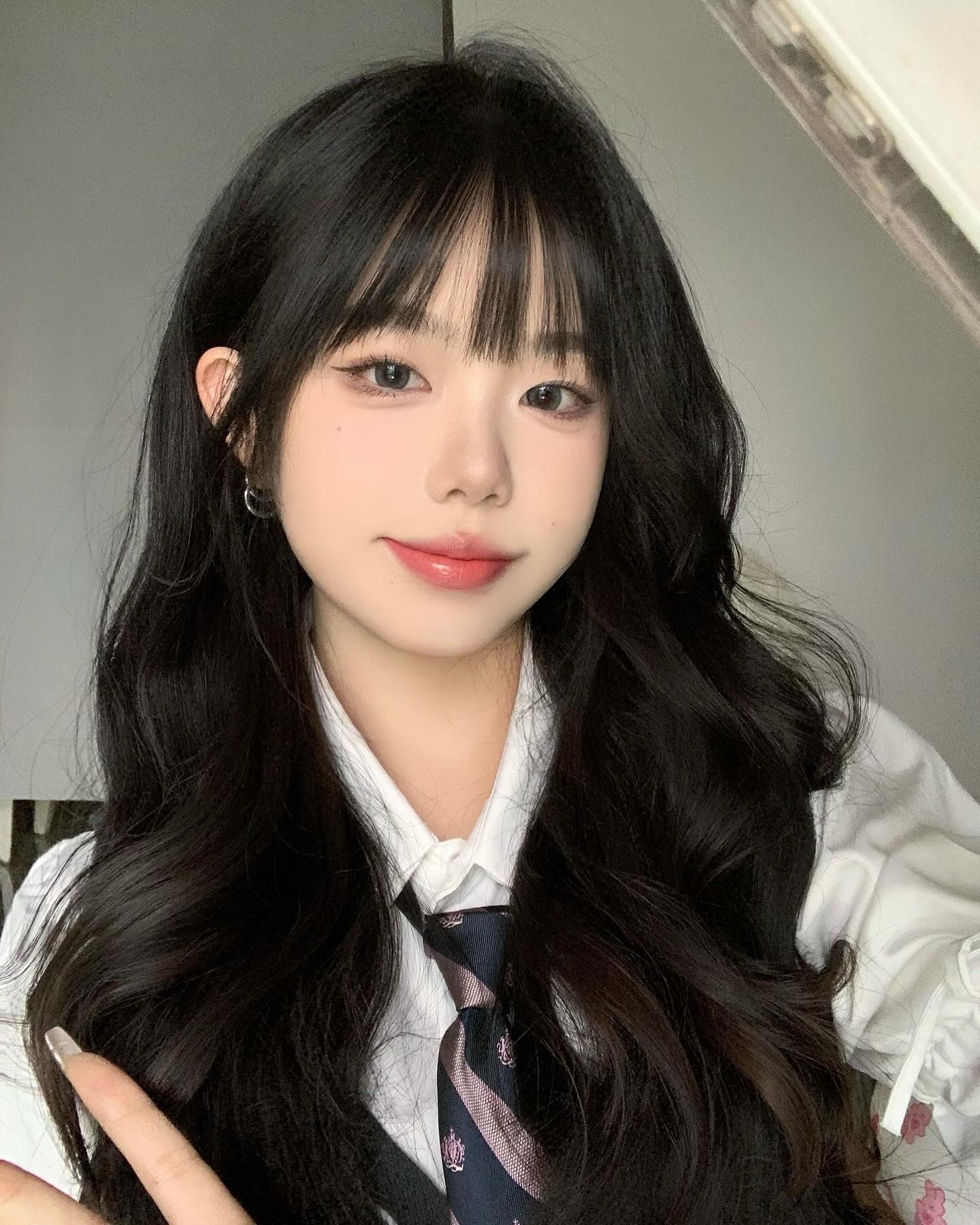 A47 照片1301张 视频2个 中国女 少女 可爱 自拍较多