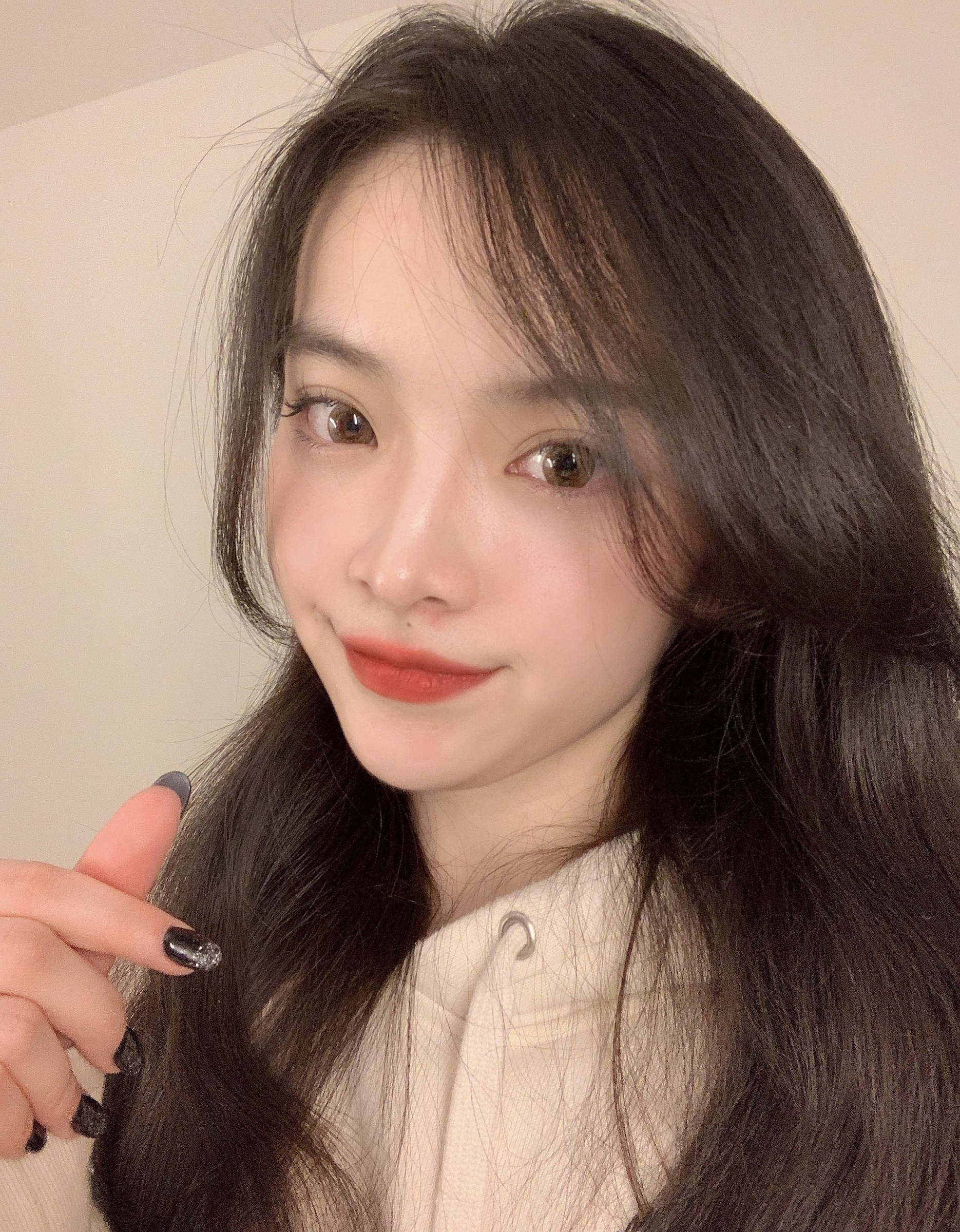 A1052 照片196张 视频19个 中国女 生活日常 自拍多