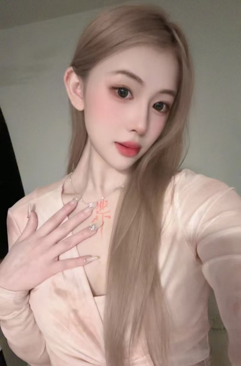 A1205 照片240张 视频144个 正装 中国女 气质美女少妇 性感照 真实 户外日常 自拍较多 居家日常 镜子自拍 穿搭 酒店度假 美食 生活场景丰富 视频包含实况Live 曝光度低