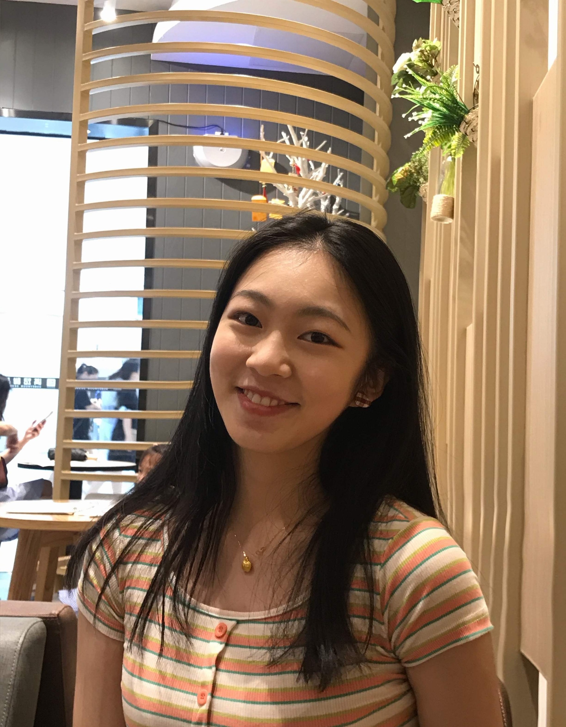 A1235 照片1188张 视频184个 中国女 学生 少女 可爱 真实 高中生 自拍较多 户外日常 生日照 镜子自拍 穿搭 生活场景丰富 视频包含实况Live 曝光度低