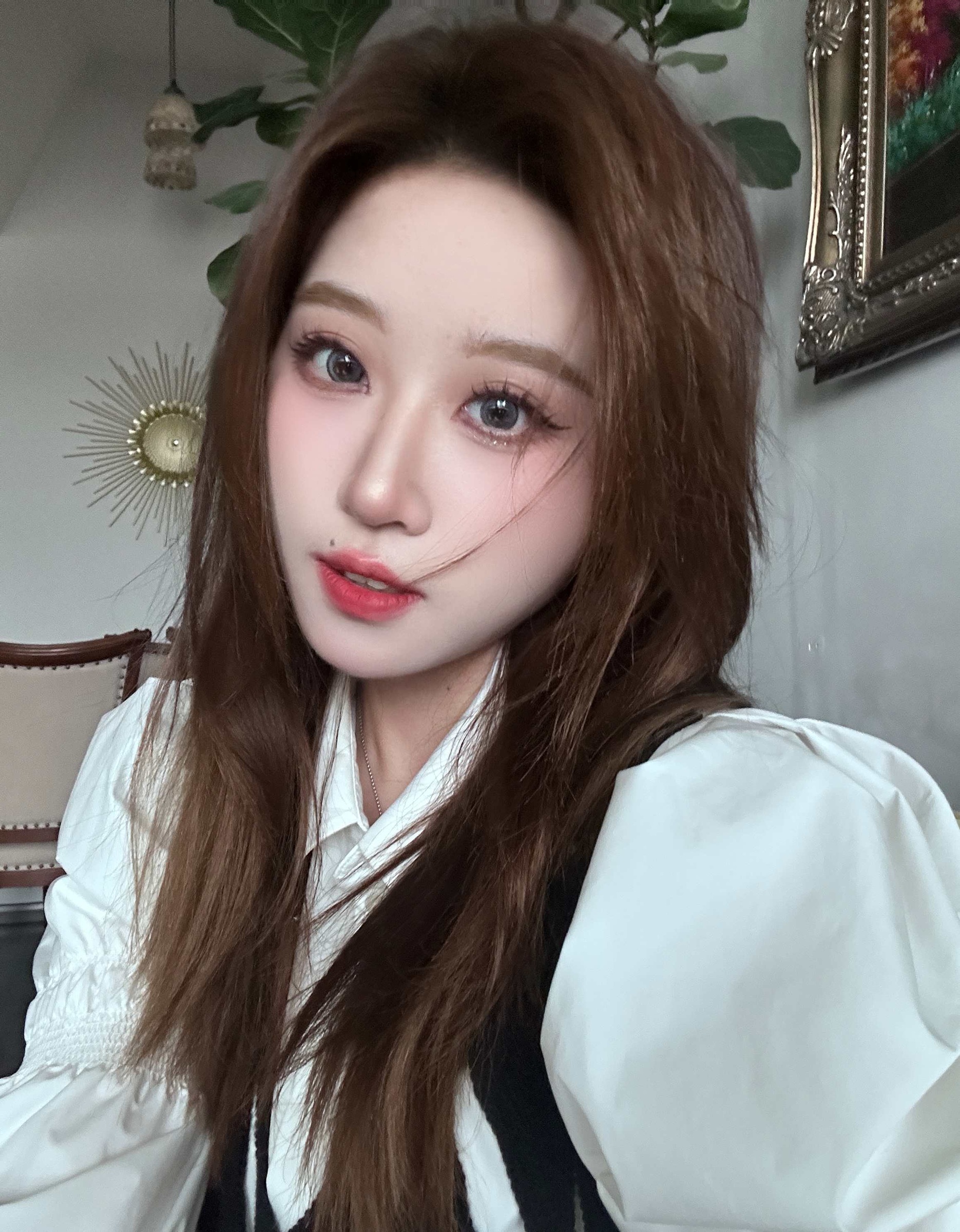 A1243 照片1545张 视频93个 中国女 高颜值气质少妇 性感照 秀身材 真实 户外日常 旅游 居家日常 酒店度假 穿搭 自拍较多 生活场景丰富 视频包含实况Live 曝光度低